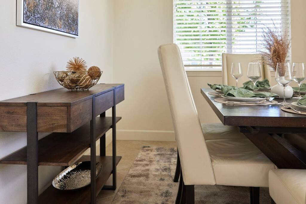 רינו New Upscale House, Tahoe 30-Min W/ Cal King מראה חיצוני תמונה
