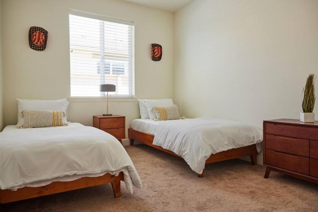 רינו New Upscale House, Tahoe 30-Min W/ Cal King מראה חיצוני תמונה